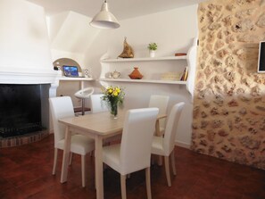 Dining - Vrbo Property (Búger)