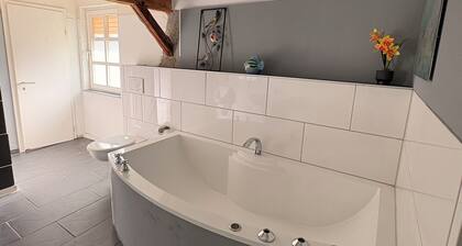 Cozy house with fireplace in quiet Meckenheim. Relaxation guaranteed!
