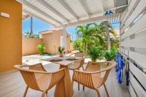 Terrace/patio - Walts Aruba (Noord)