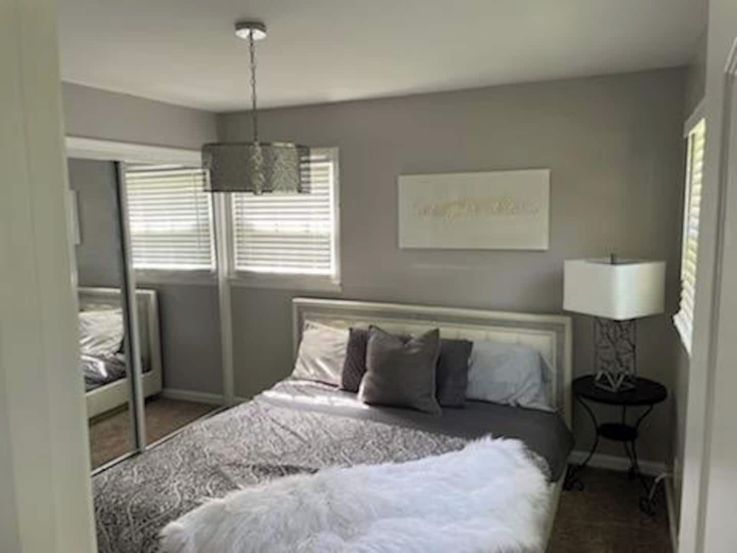3 bedrooms, iron/ironing board, free WiFi, bed sheets