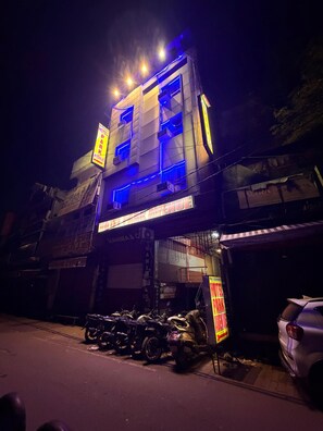 Exterior - Hotel Park Avenue  (Lucknow)