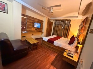 Economy Double Room - Hotel Park Avenue  (LUCKNOW)
