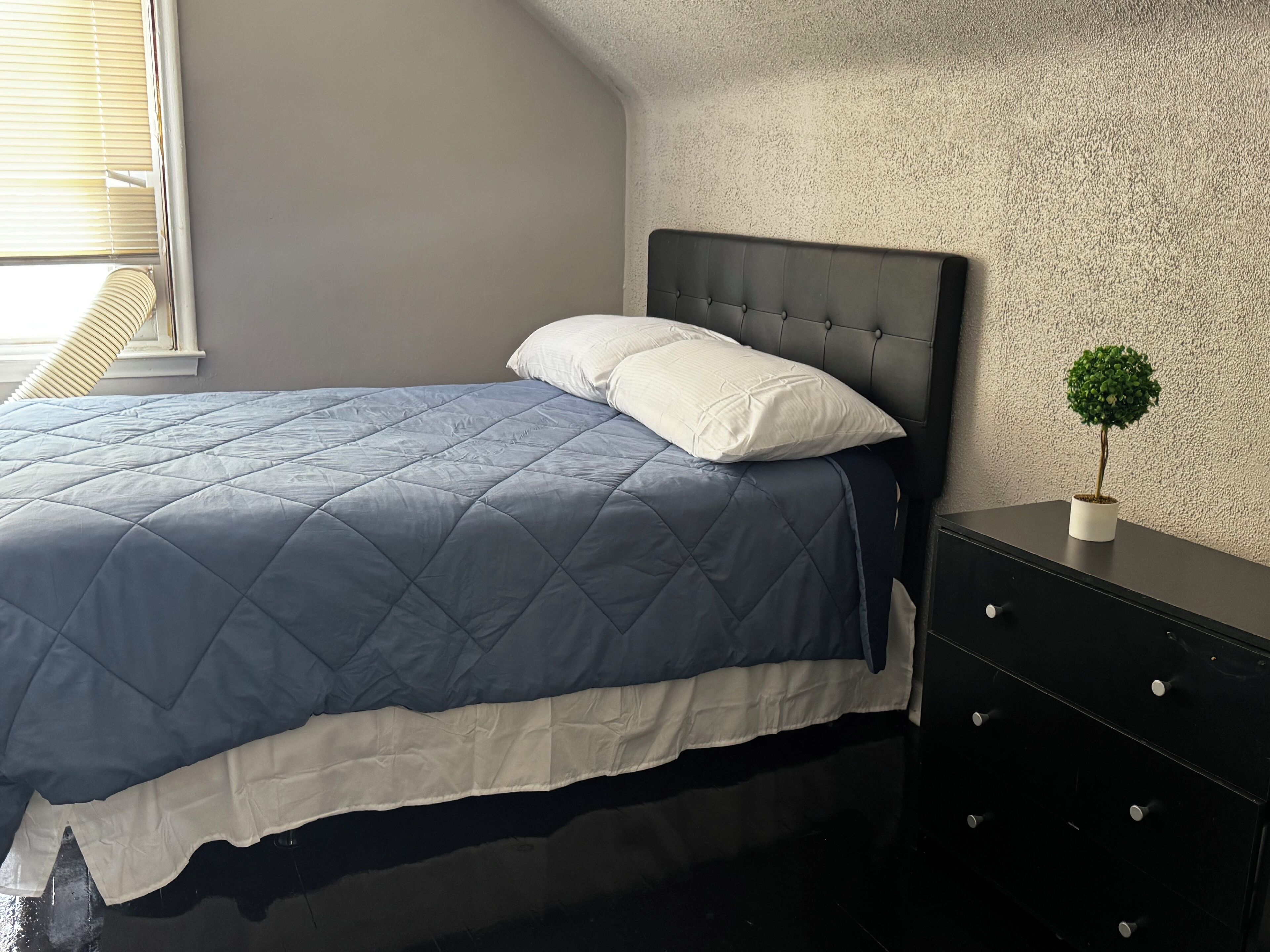Wonderful 3-bedroom House In Vibrant Detroit - デトロイト, MI