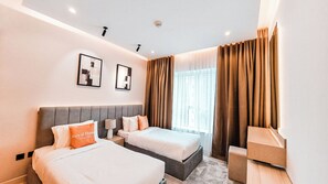 2 bedrooms, iron/ironing board, WiFi, bed sheets - 2-BD Apartment, Abu Dhabi. (Abu Dhabi)