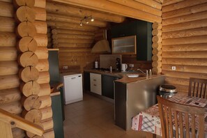 Refrigerador, microondas, parrilla de estufa y lavavajillas 