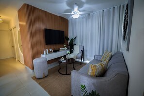 Smart TV - PEACFUL HAVEN 3BEDR 2BATH APARTMENT (San Pedro de Macoris)
