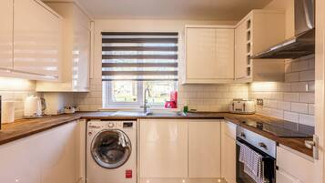 Fridge, microwave, oven, toaster