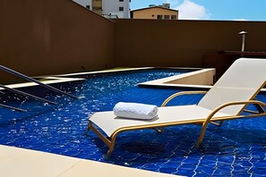 Apartamento básico | Piscina