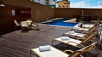 Apartamento básico | Piscina