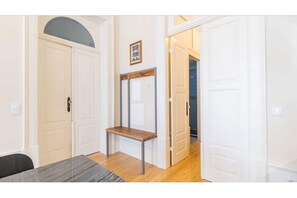 Interior - Studio AM Haven RC street side (Portugal)