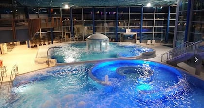 Palazzo Moni - Modern Studio | 2 min to Spa | Balcony & Parking