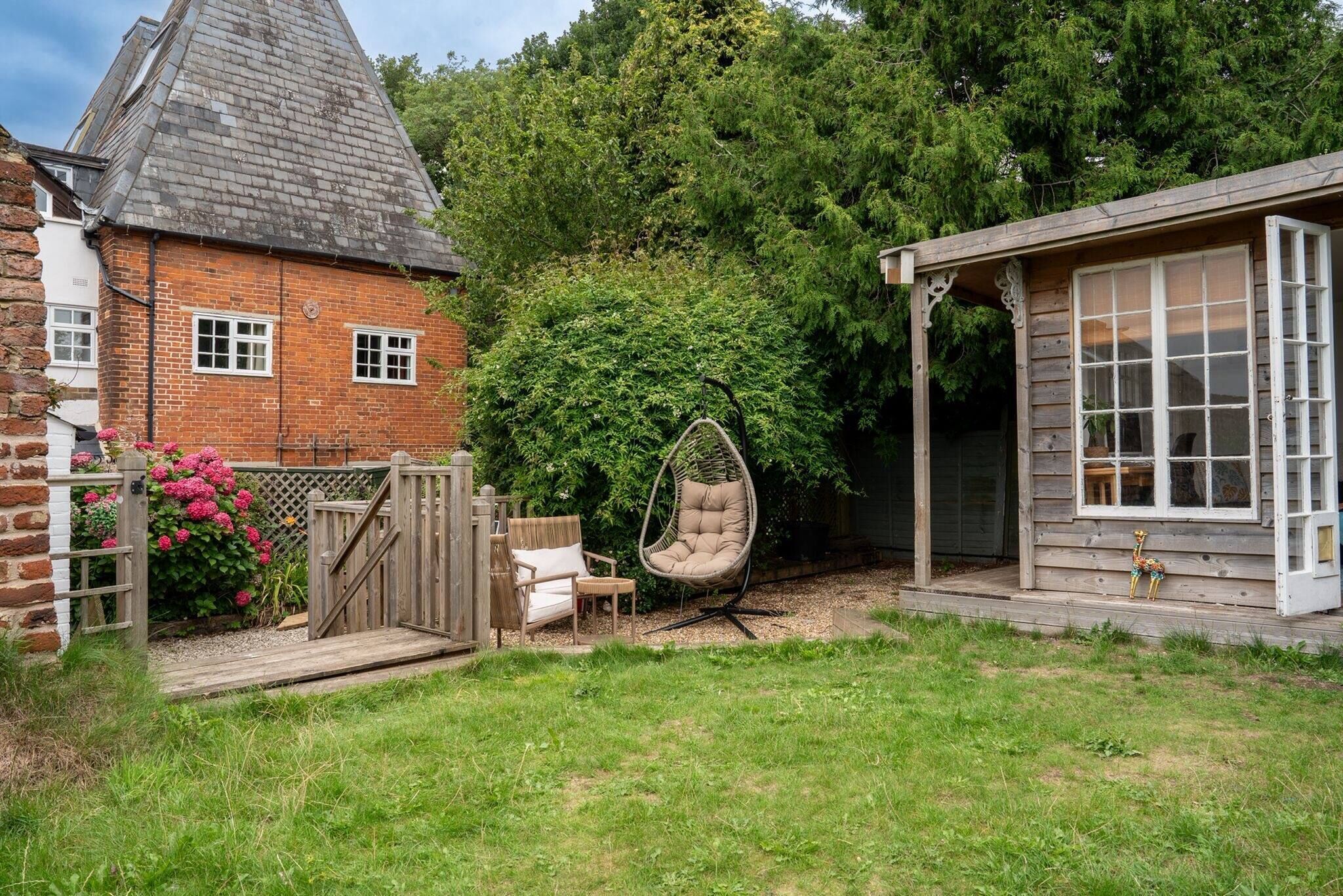 House, 3 Bedrooms, Balcony | Garden