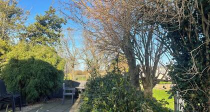 Charming Lodge Retreat With Garden View