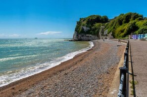 Loft, 2 Bedrooms, Garden View | Beach - Home From Home at a Holiday Park in Dove (Dover)