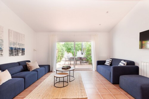 Casa Rosari I - Garden & Private Parking