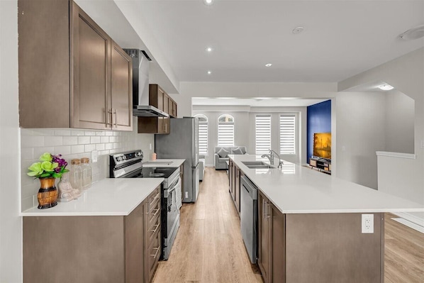 Microwave, oven, stovetop, dishwasher