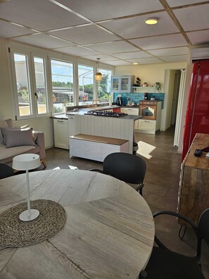 Fridge, oven, stovetop, dishwasher - The Terrace (Roma)