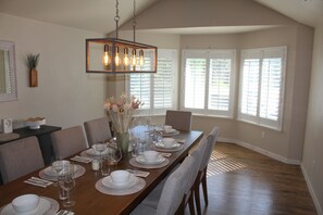 Dining - Spacious 3-Acre Ranch Retreat Near Yosemite & Bass Lake with Hot Tub & Game Room (Oakhurst)