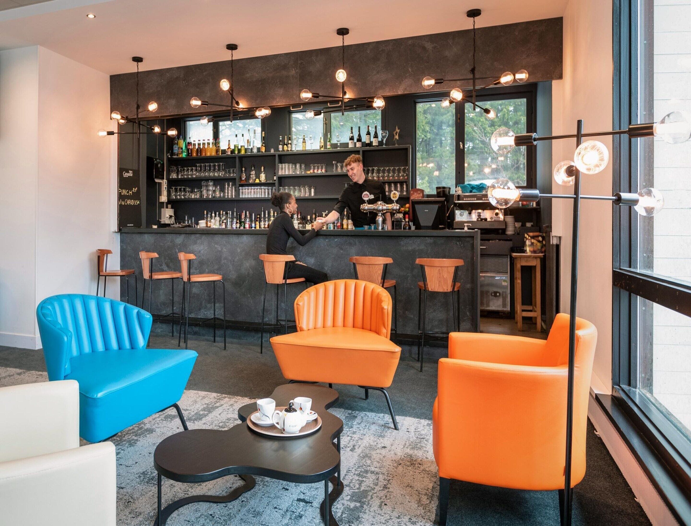 Apartment | Bar (on property)