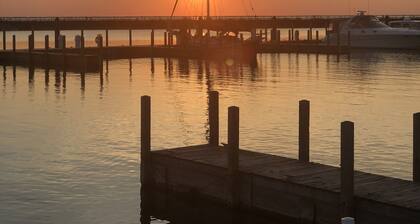 The Cottage of Port Austin - Pet Friendly