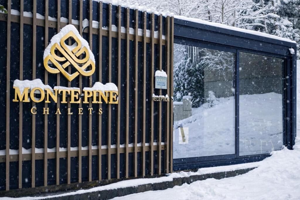 Superior Chalet, Balcony, Mountain View | Exterior detail