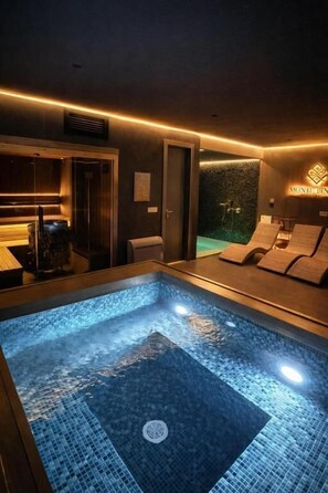 Sauna, Whirlpool
