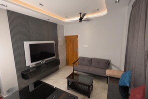 公寓, 河景 | 埃及棉床單、特厚豪華床墊、書桌、免費 Wi-Fi