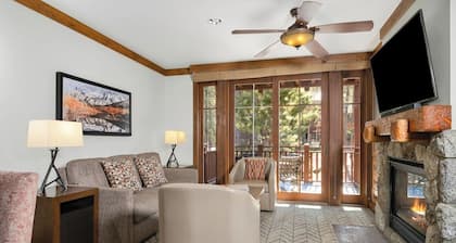 Luxury 2BR Mountain Villa at Hyatt High Sierra Lodge – Prime April Week!