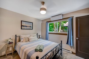 4 dormitorios, tabla de planchar con plancha, wifi y ropa de cama