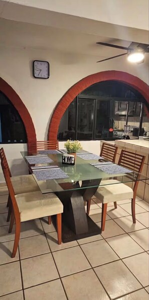 Dining - Casa 2 palmas, pequeña y encantadora ubicada en el corazón de Cabo San Lucas (Cabo San Lucas)