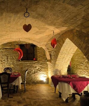 Dining - Castello di Petecciano (Mosciano Sant'Angelo)