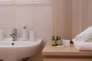 Bathroom - Aelia Suites, Akrotiri, Santorini - Aegean Suite, Caldera Sea View (Fira)