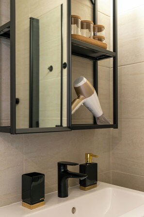 Apartment, 1 Schlafzimmer | Badezimmer