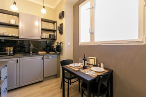 Apartment, 1 Schlafzimmer | Esszimmer