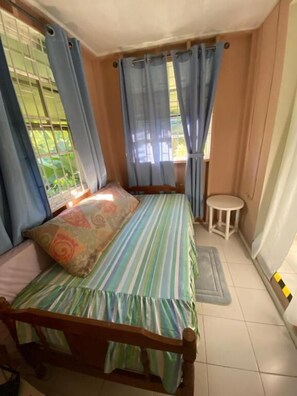 Room - Ocean Sky Apartments  (Oistins)