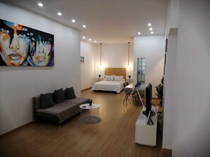1 多间卧室、WiFi、床单