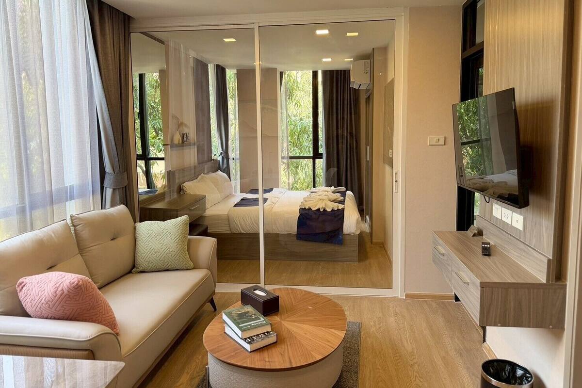 Phòng Suite Junior, ban công, quang cảnh thành phố