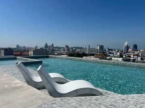 Pool - The Iconic (Muang Pattaya)