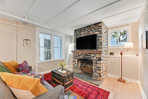 Stanton Suite: 1 BD Apt, Walk to Lake + Hobart William Smith