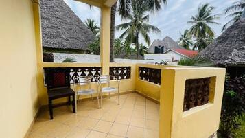 Rumah, 3 kamar tidur, akses difabel, Boleh Merokok | Teras/patio