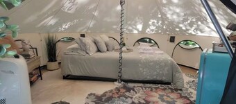 Romantic night in nature. Yurt in Piedmont with AC/Heat