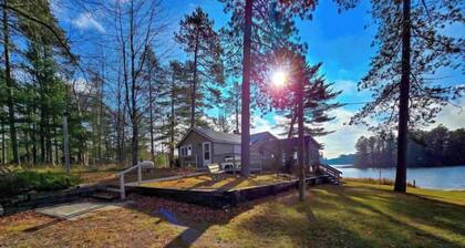 3-bedroom lake house minutes from Pictured Rocks boat cruises and Munising!