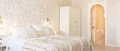 1 bedroom, iron/ironing board, internet, bed sheets