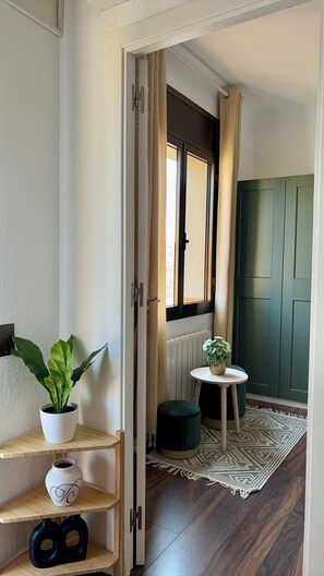 Interior - Sunny Lemon Suites Metro L2 (Barcelona)