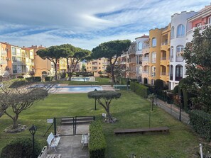 Exterior - Apartment in Empuriabrava 150 meters from the sea, in a residence with 3 swimming pools (Empuriabrava)