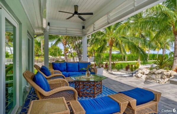 Terrace/patio - Paradise Point -Pet friendly 
Oceanfront Luxury with Pool/ Dock/outdoor kitchen. (Marathon)