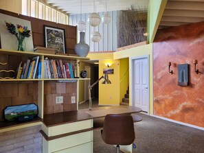 Lobby - Mountain View Hideaway (Seattle)