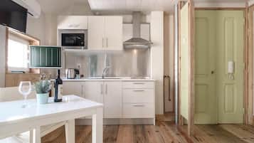 Studio, Balkon, Stadtblick | Eigene Küche