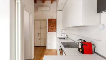 Forno, piano cottura, lavastoviglie