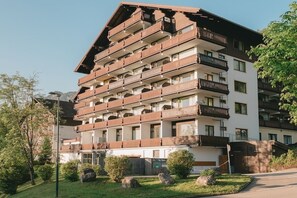 Exterior - Cozy Bergzeit 230: Mountain view | Families | Stylish (Bad Goisern am Hallstättersee)